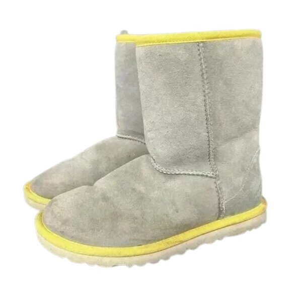 UGG Limited Edition Grey and yellow trimmed winter boots women’s size 6 - Picture 1 of 7